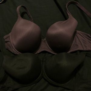 Victoria’s Secret bras 34DDD